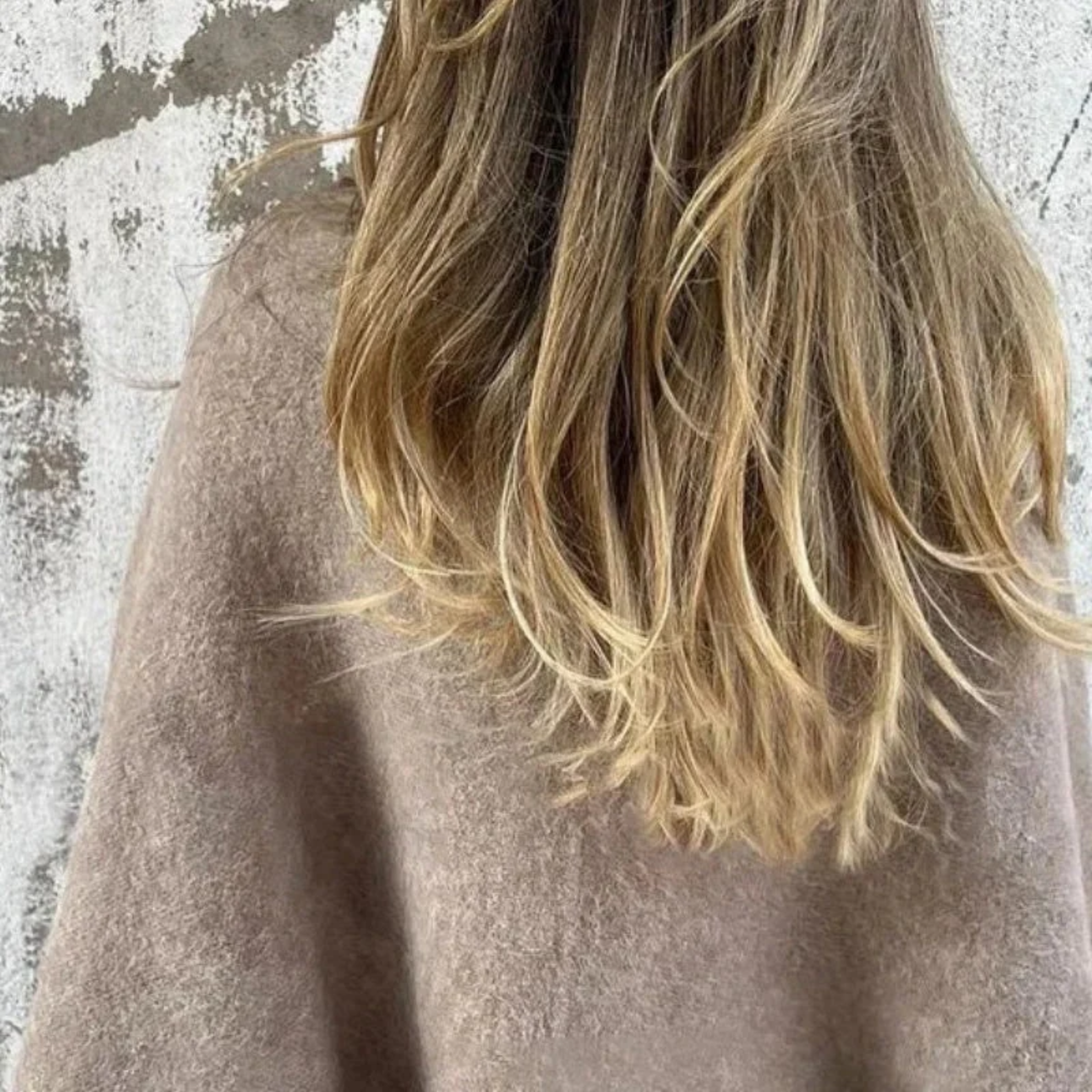 Veloura™ | Elegant Coat with Timeless Charm